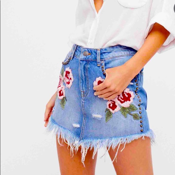 Free People Dresses & Skirts - Free People Wild Rose Embroidered Denim Mini Skirt Size 30